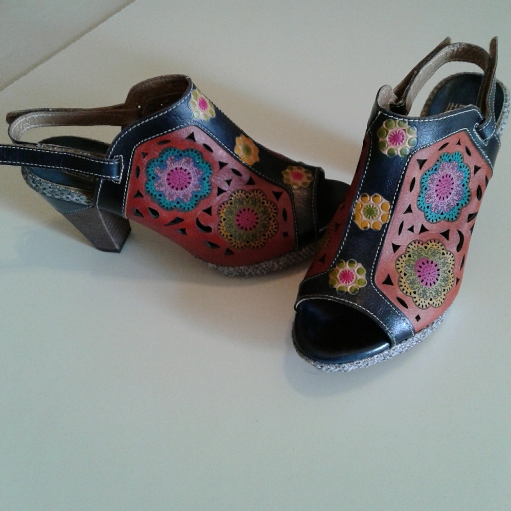 🌺PRICE DROP🌺 NEW L' Artiste Spring Step Wedge Mules/Sandals - Picture 10 of 10
